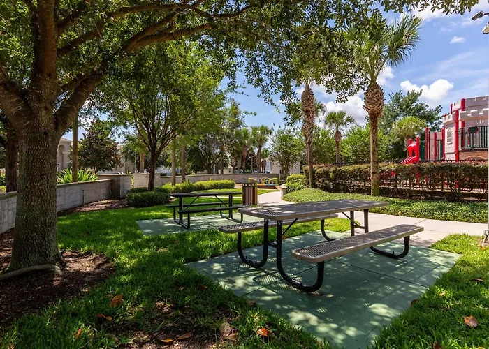 Spacious Home Wprivate Poolspa & Free Waterpark